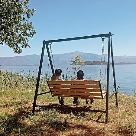 Eses Camping Bungalov Glamping *
