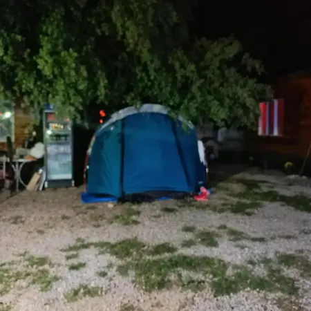 Luksusowy namiot Eses Camping Bungalov